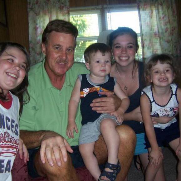 Meet your Posher, Lisa - Picture 1 of 1